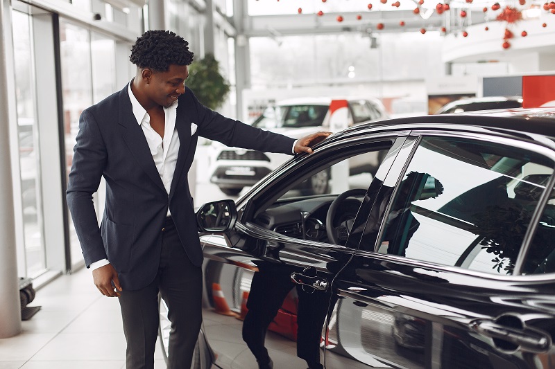 Effortless Elegance: Ride in Style with a Chicago Black Car Service